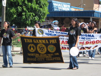 Parade araw ng Digos
